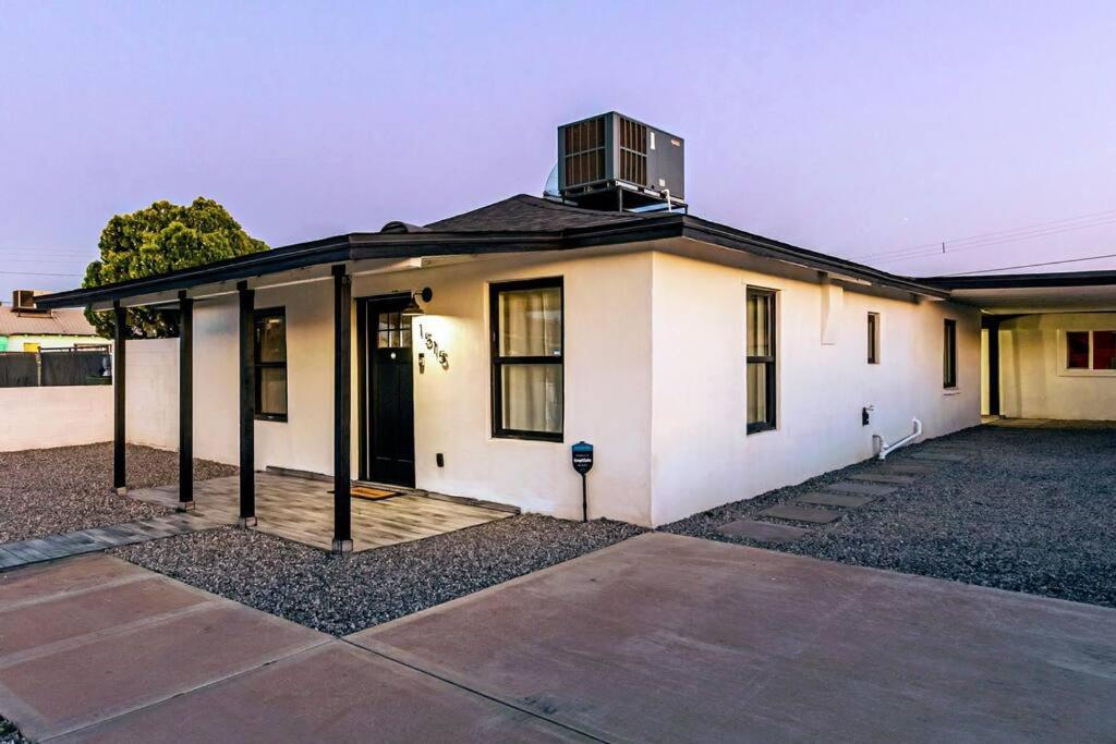 Phoenix Retreat - 1 Bedroom King Suite With 2 Smart Tvs - 10 Min From Airp - Unit B Esterno foto